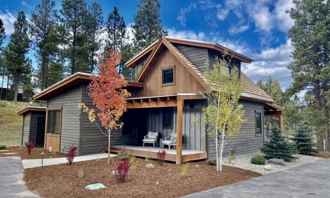 Eureka Cabina | Cozy Cottage at The Wilderness Club