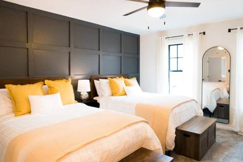 Mount Auburn Casa | Cozy Cottage Downtown - Walk to OTR & Stadiums
