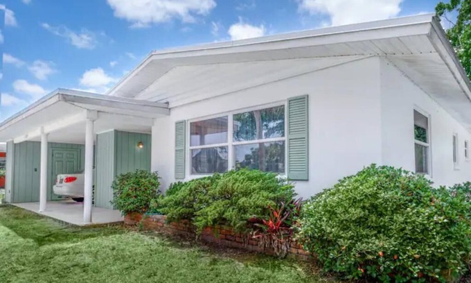 Vero Beach South Casa | Cozy cottage for longer stays!
