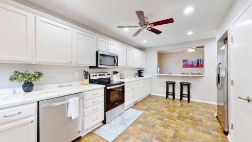 Des Moines Casa | Cozy Cottage Grove 2 king beds