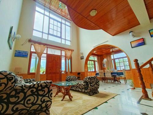 Manali Chalet De Esquí | Cozy cottage in Haripur Manali by Serene Homes