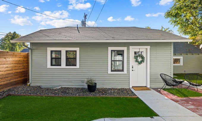 North End Cabaña | Cozy cottage in North End on tree-lined street.