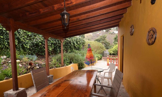 Montijos Cabaña | Acogedora casa de campo en la Orotava con piscina