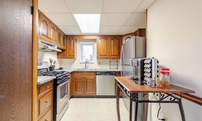 Bethlehem Casa | Cozy Cottage just a 5 minute drive from downtown Bethlehem, PA!