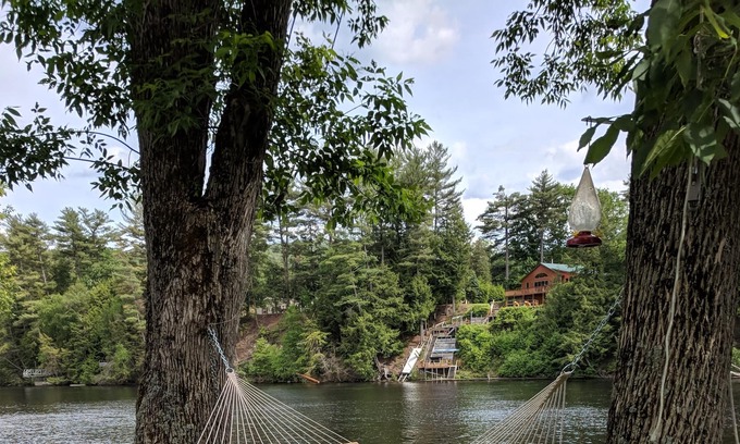 Lake Luzerne-Hadley Casa | Acogedora casa de campo en las Adirondacks