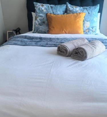 Greater Johannesburg Metropolitan Area Apartamento | Cozy Cottage on 5th Avenue