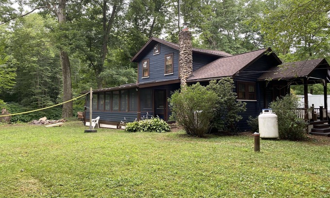 Nisbet Casa | Cozy Cottage on Lycoming Creek