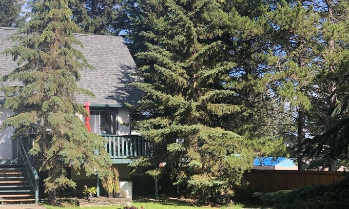 Westerose Cabaña | Cozy cottage short walk to the lake.