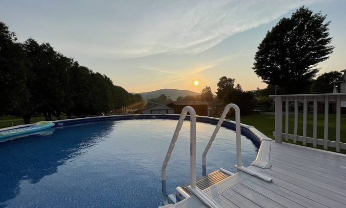 Richfield Springs Casa | Cozy County Home