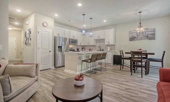 North Charleston Casa | Cozy Cove 15 Min from Downtown