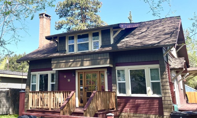 River West Cabina | Cozy Craftsman in awesome location