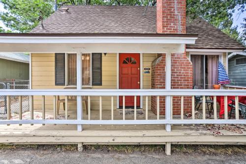 Crestline Casa | Cozy Crestline Cabin, Close to Lakes, Parks!