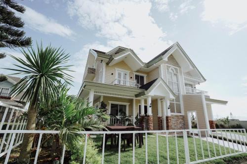 Canlubang Casa | Cozy Crib Saratoga in Tagaytay Midlands with Breakfast