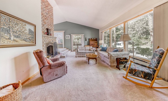 Mountain View District Casa | Cozy, Dog-Friendly Home w/ Free WiFi, Full Kitchen, Furnished Deck, Central A/C