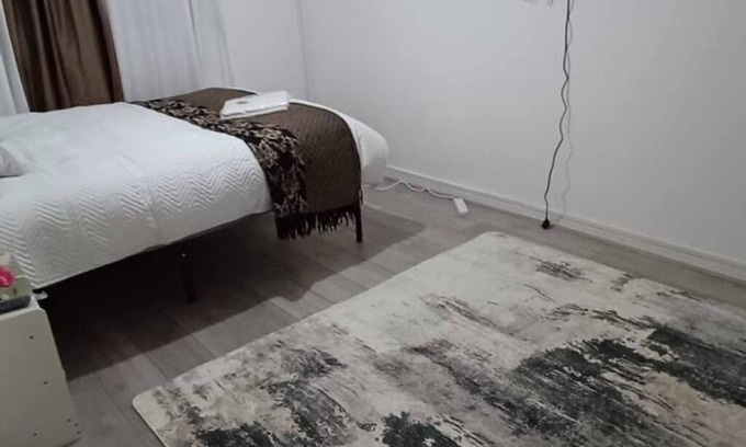 Wolverhampton Casa | Cozy double bedroom