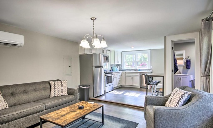 Aiken Apartamento | Cozy Downtown Aiken Apartment Shop, Dine and Golf!