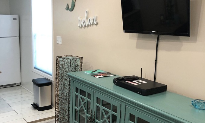 Galveston Apartamento | Eficiencia acogedora Ubicación central: cerca de la playa, zonas comerciales y restaurantes
