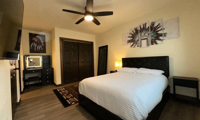 University Heights Apartamento | Cozy Escape 1BD UNM Recently Renovated & Walkable!