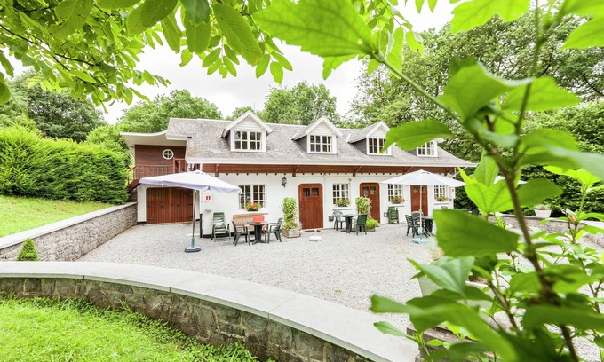 Durbuy Casa | Apartment in Bohon Near Ourthe River