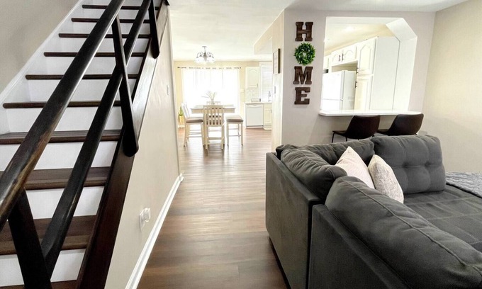 Delair Casa | Cozy family friendly 3-bed home with new deck
