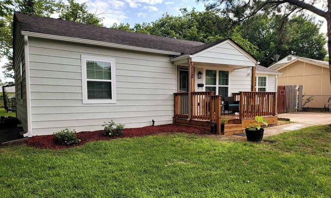 Garland Casa | Cozy Family-Friendly Home Near Dallas!