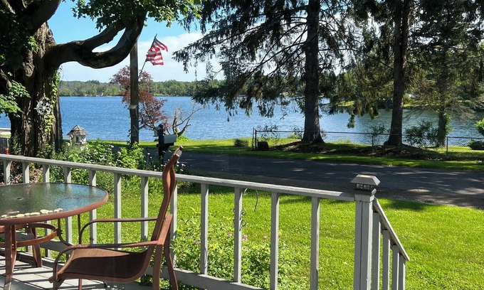 Lily Dale Casa | Cozy family-friendly lake house with stunning views of pristine Cassadaga Lake