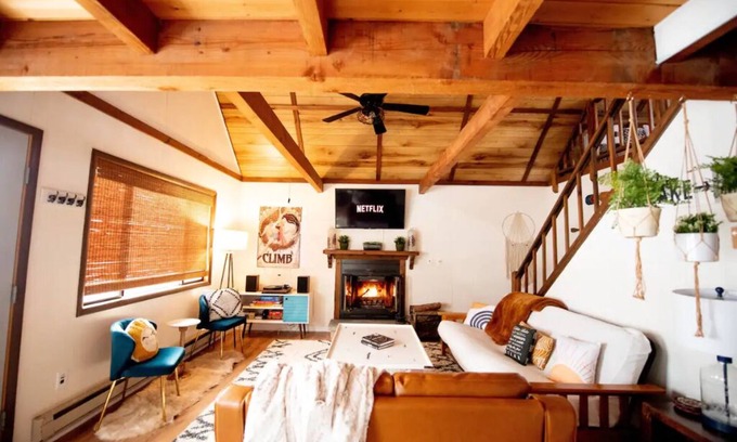 Hamlin Cabina | Cozy family-friendly cabin near lake with indoor fireplace