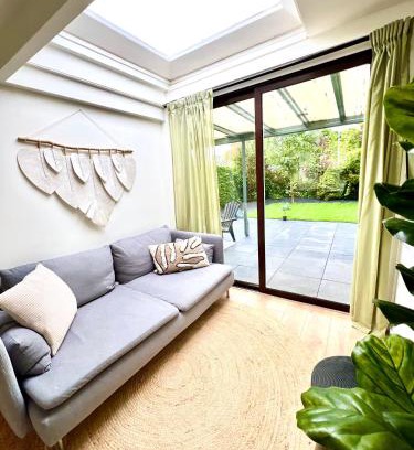 Vijfhuizen Casa | Cozy family house with spacious garden in the nature near Amsterdam