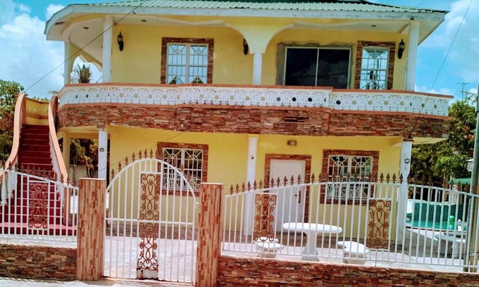 Georgetown Casa | Cozy first floor accommodation 4 guests 1 bedroom
