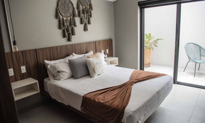 Guadalajara Apartamento | Cozy, First Floor Apartment with Patio | 1 BD | Tribu San Martín