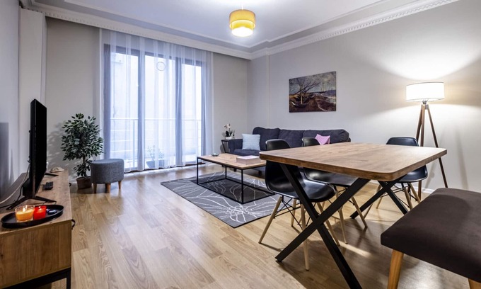 Esentepe Apartamento | Comfy Flat near Shopping Malls in Kagithane