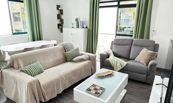 Praia Apartamento | Cozy flat near the beach