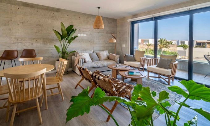 Pisco Apartamento | Cozy flat w/ Balcony View on the Lagoon, 5min from Kite Point & National Reserve