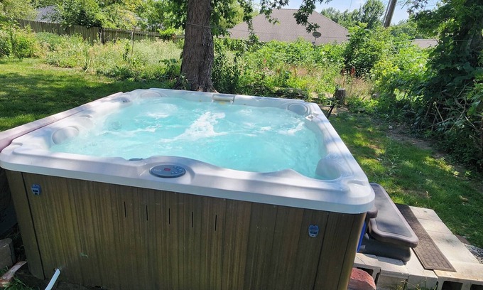 Columbia Apartamento | Cozy for 2, Jacuzzi retreat, close to excellent park.