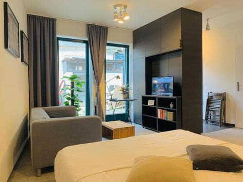 Prosek Apartamento | Cozy friendly place with free parking