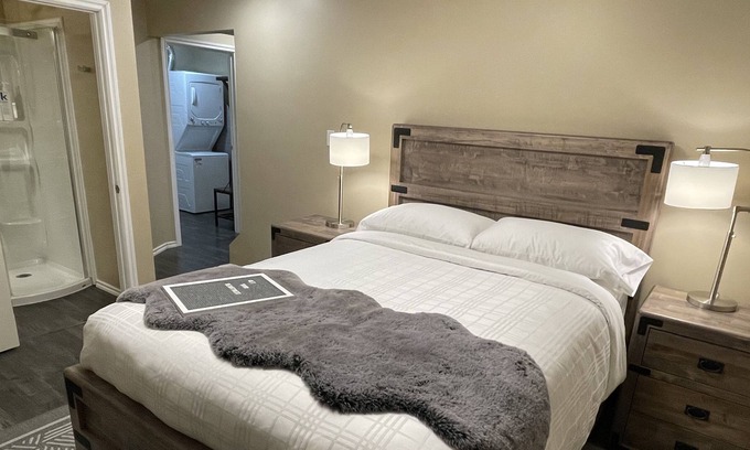 Fort Simpson Apartamento | Cozy Furnished Apartment - Downton Fort Simpson