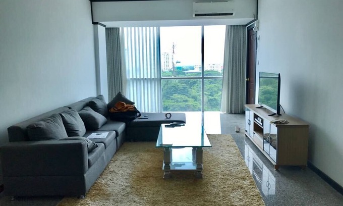 Ahlone Condominio | Cozy furnished room in safe, upscale apartment