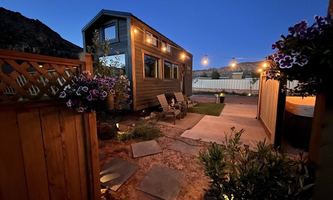 Hildale Casa | Cozy Garden Tiny Home Village