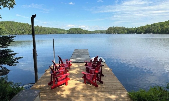 Windermere Cabaña | Cozy Getaway on Three Mile Lake