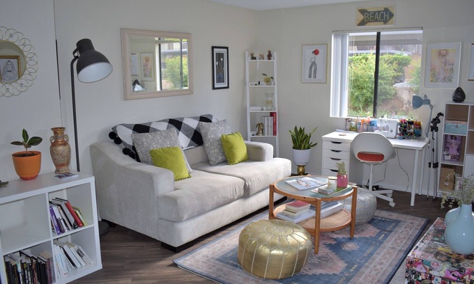 Midway Apartamento | Cozy getaway or Quiet WFH space! Entire 1BR near Downtown Escondido