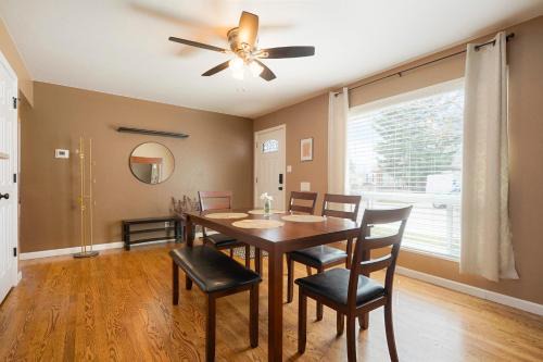 Northglenn Casa | Cozy Getaway Retreat - 4BR - Northglenn