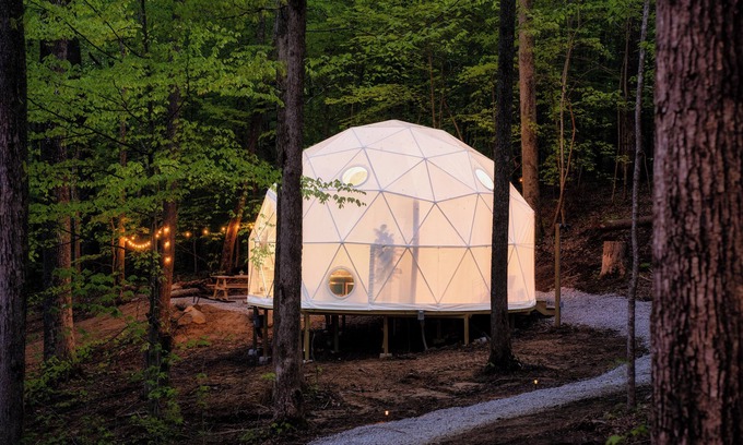 Robbins Cabina | Cozy Glamping Dome PERFECT for couples near Brimstone and Big South Fork