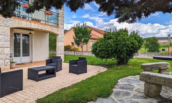 Saint-Pierre-Eynac Apartamento | Apartamento amplio con terrazas, cerca del golf y El Puy-en-Velay
