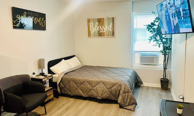 Cliftondale Apartamento | Cozy Hideaway Studio 12 minutes from ATL airport for your quick Getaway or more!
