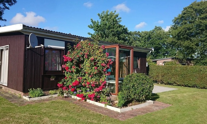 Sint Maartensvlotbrug Casa | Cozy holiday home in North Holland with private parking near the beach