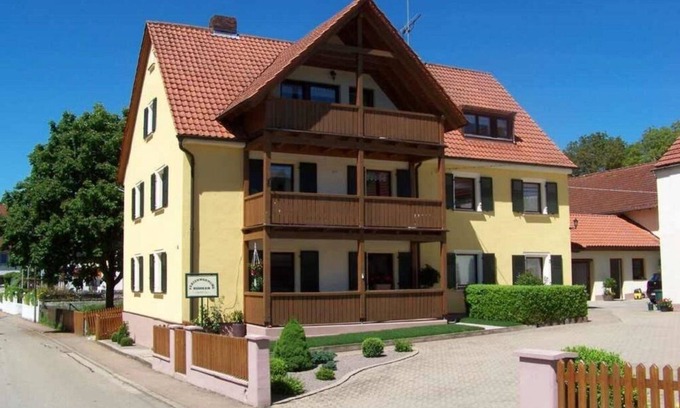 Heidenheim Condominio | Cozy holiday apartment "Gerda Bühler" with a sunny balcony on the Hahnenkammsee