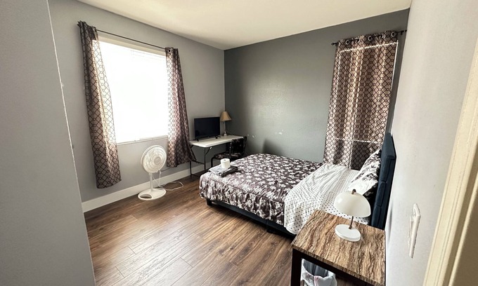 Spring Valley Casa | Cozy Home 1-1