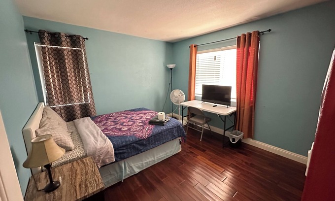 Spring Valley Casa | Cozy Home 2-3