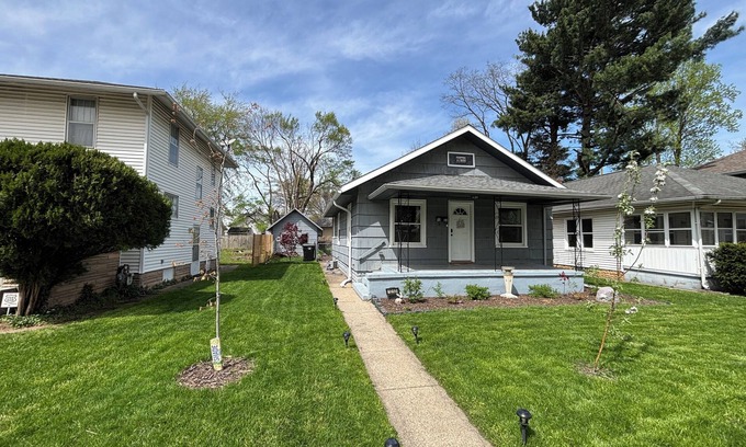 Northeast South Bend Casa | Cozy Home, 25 minute walk to the stadium