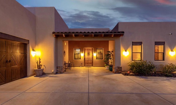 Rio Verde Foothills Casa | Cozy Home - Enclosed Pool & Horse Stalls
